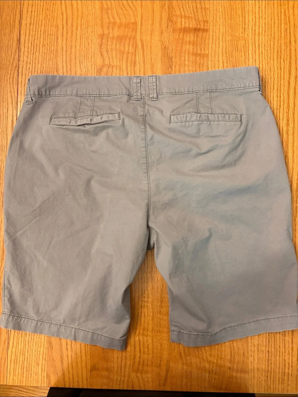 Old Navy Light Gray Women's Bermuda Shorts
